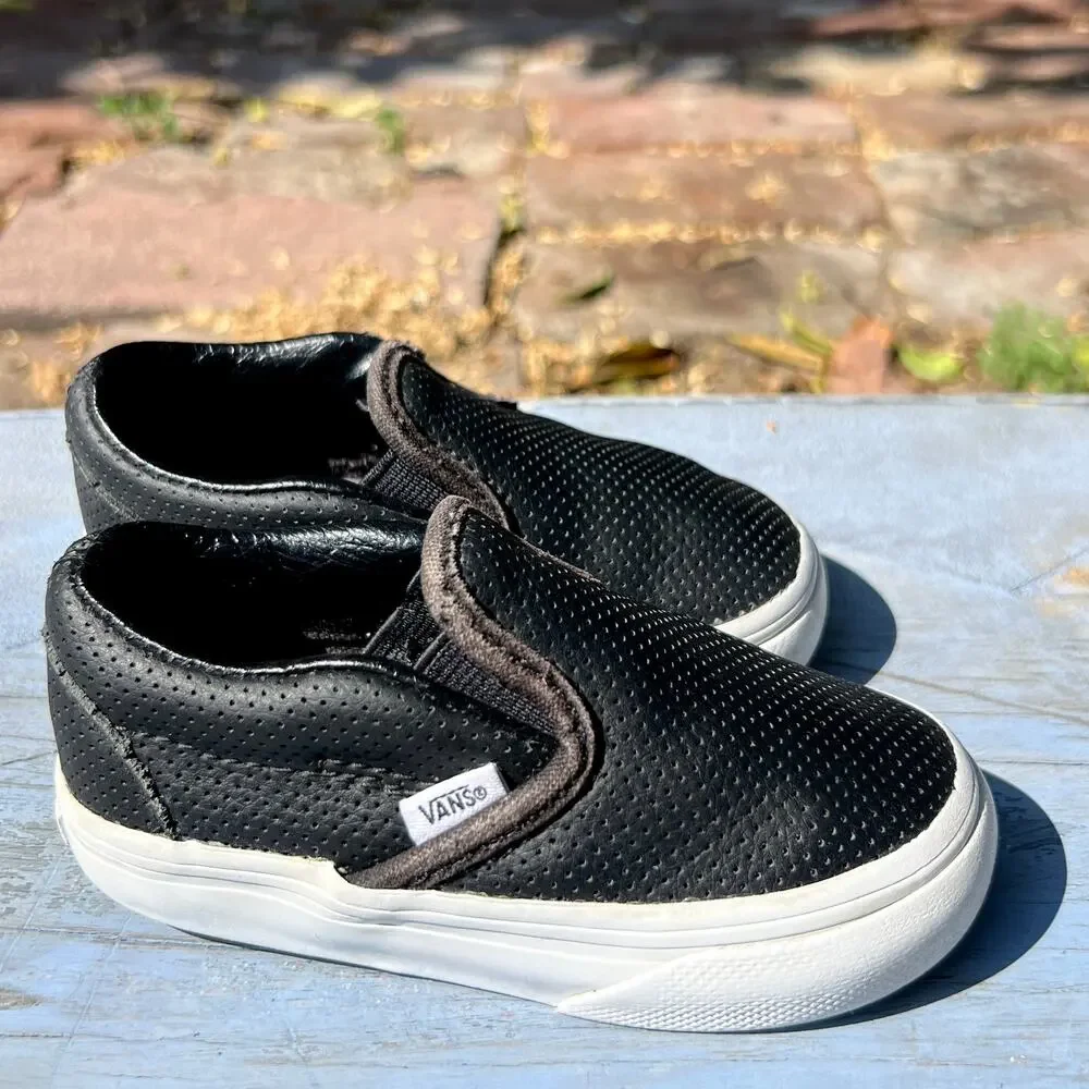 VANS step out